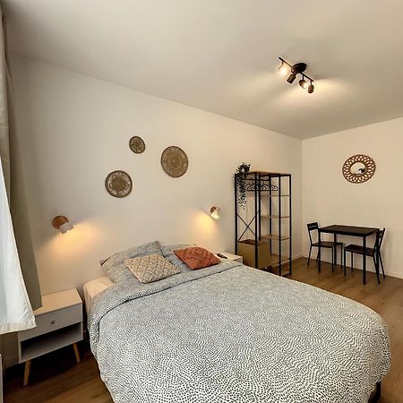 Les Studios D'Elina - Entree Autonome Châtellerault Exteriör bild