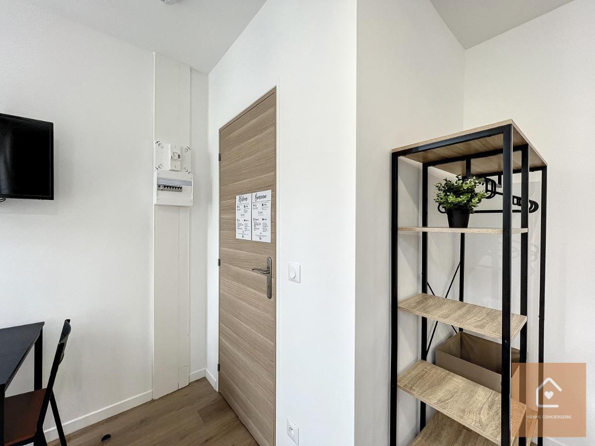 Les Studios D'Elina - Entree Autonome Châtellerault Exteriör bild