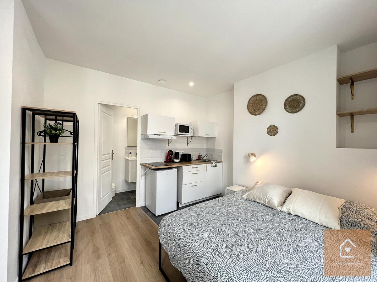 Les Studios D'Elina - Entree Autonome Châtellerault Exteriör bild