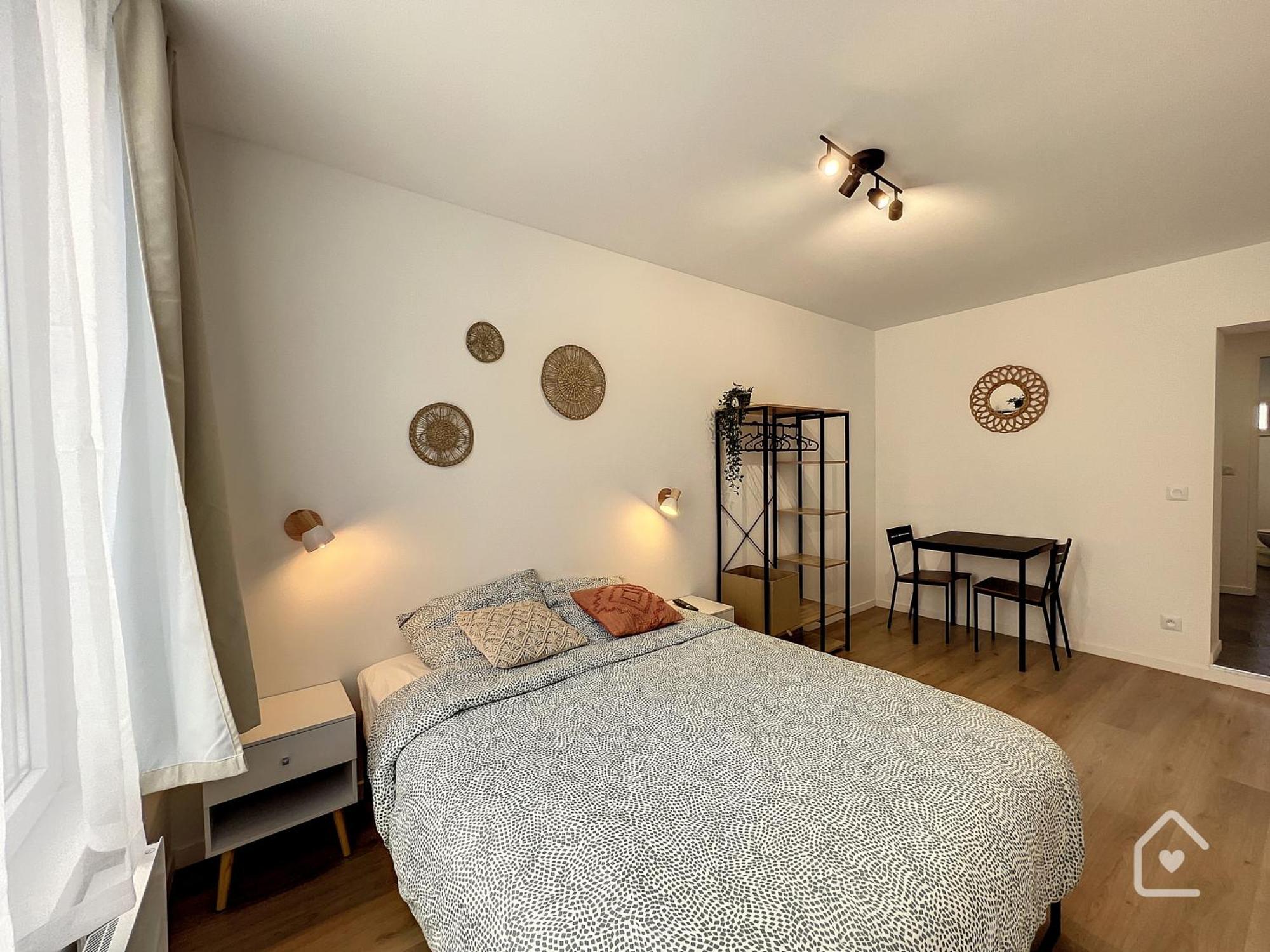 Les Studios D'Elina - Entree Autonome Châtellerault Exteriör bild