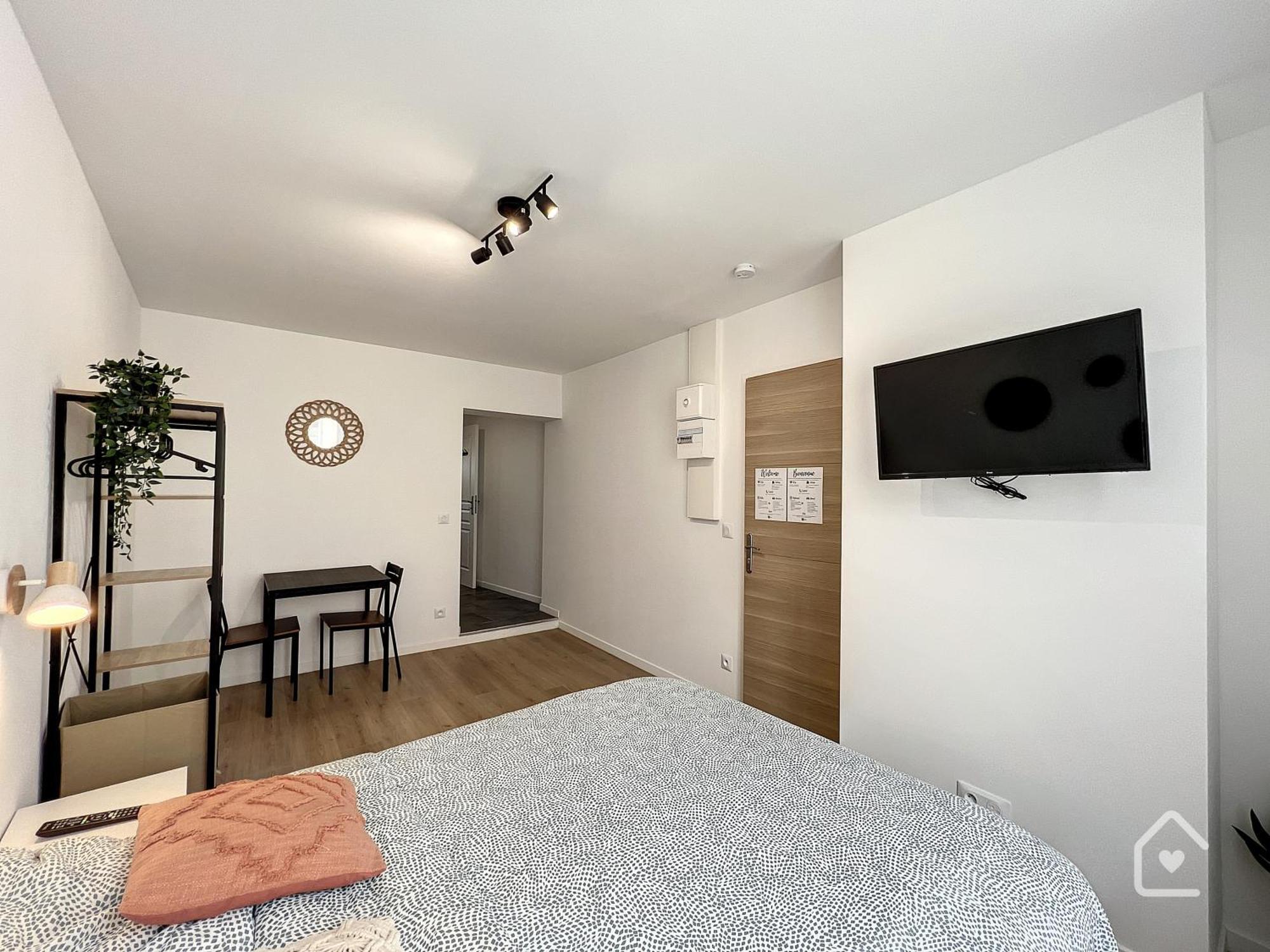 Les Studios D'Elina - Entree Autonome Châtellerault Exteriör bild