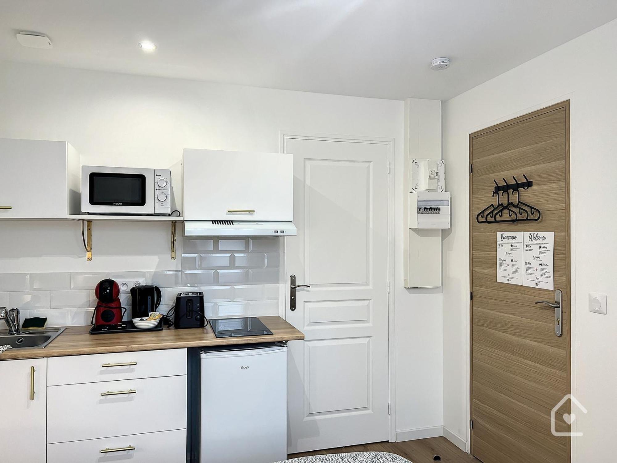 Les Studios D'Elina - Entree Autonome Châtellerault Exteriör bild