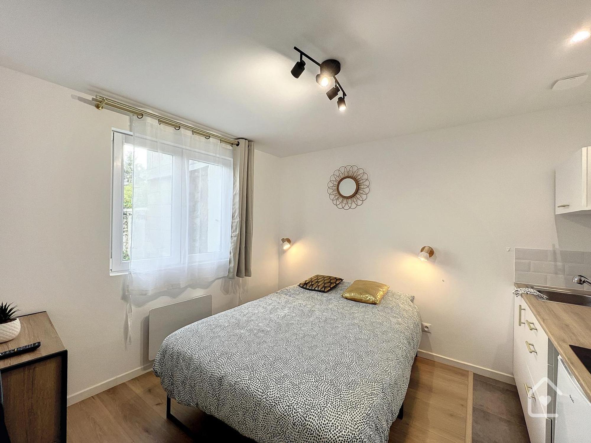 Les Studios D'Elina - Entree Autonome Châtellerault Exteriör bild
